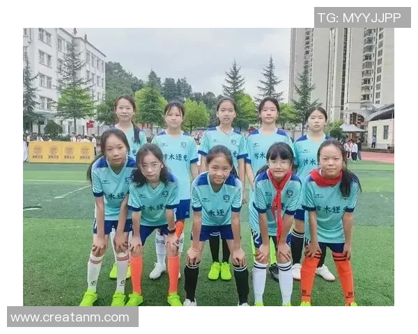 八岁足球明星的成长之路与未来梦想探索 八岁足球明星的成长之路与未来梦想探索